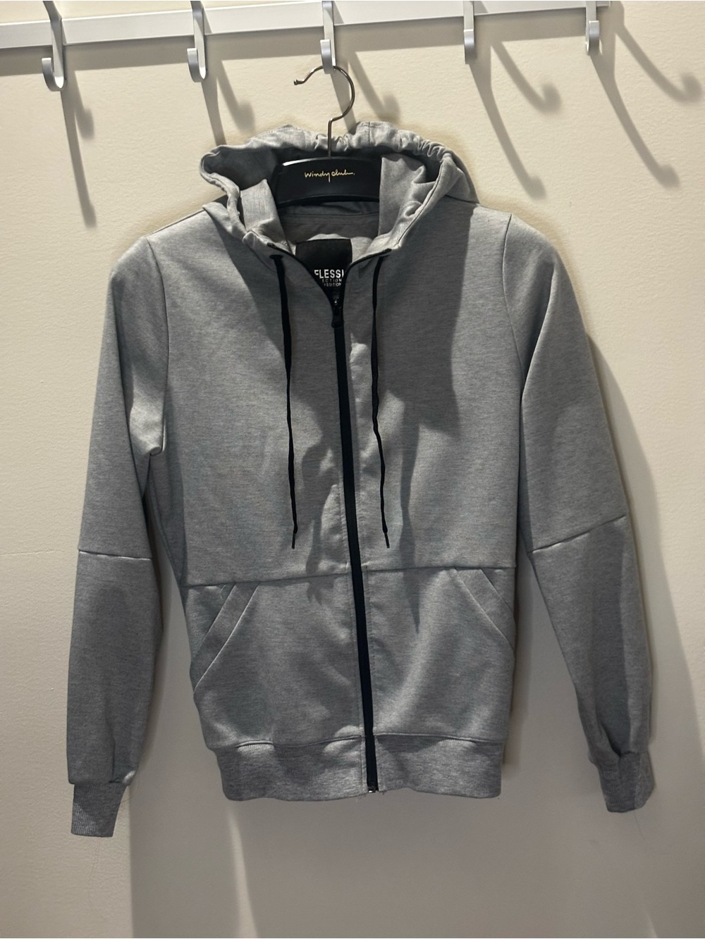 Men's Gray Zip-Up Hoodie Sweatshirt 0407